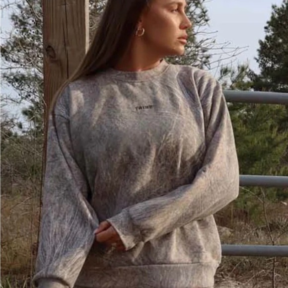 Tribe Kelley Sweaters - Tribe Kelley Mossy Oak Brush Butter Crew (L available)